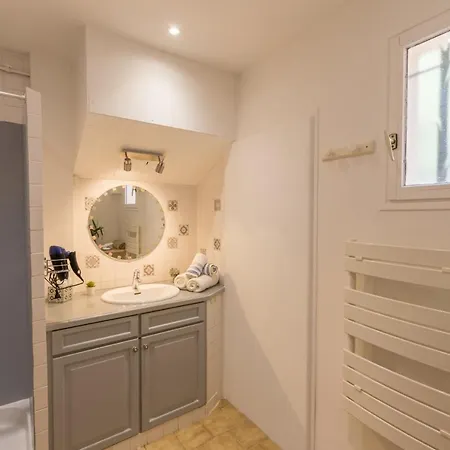 بيت للعطل L'auguiere Ouest, Maisonnette Au Coeur Du Vignoble Proche De La Et Des Sentiers Cotiers *