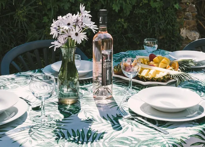 L'auguière Ouest, Maisonnette Au Cœur Du Vignoble Proche De La Et Des Sentiers Côtiers